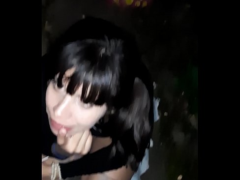 ❤️ Në rrugë penisi i fryrë në këmbim të karamele ☑ Porno shtëpie tek ne